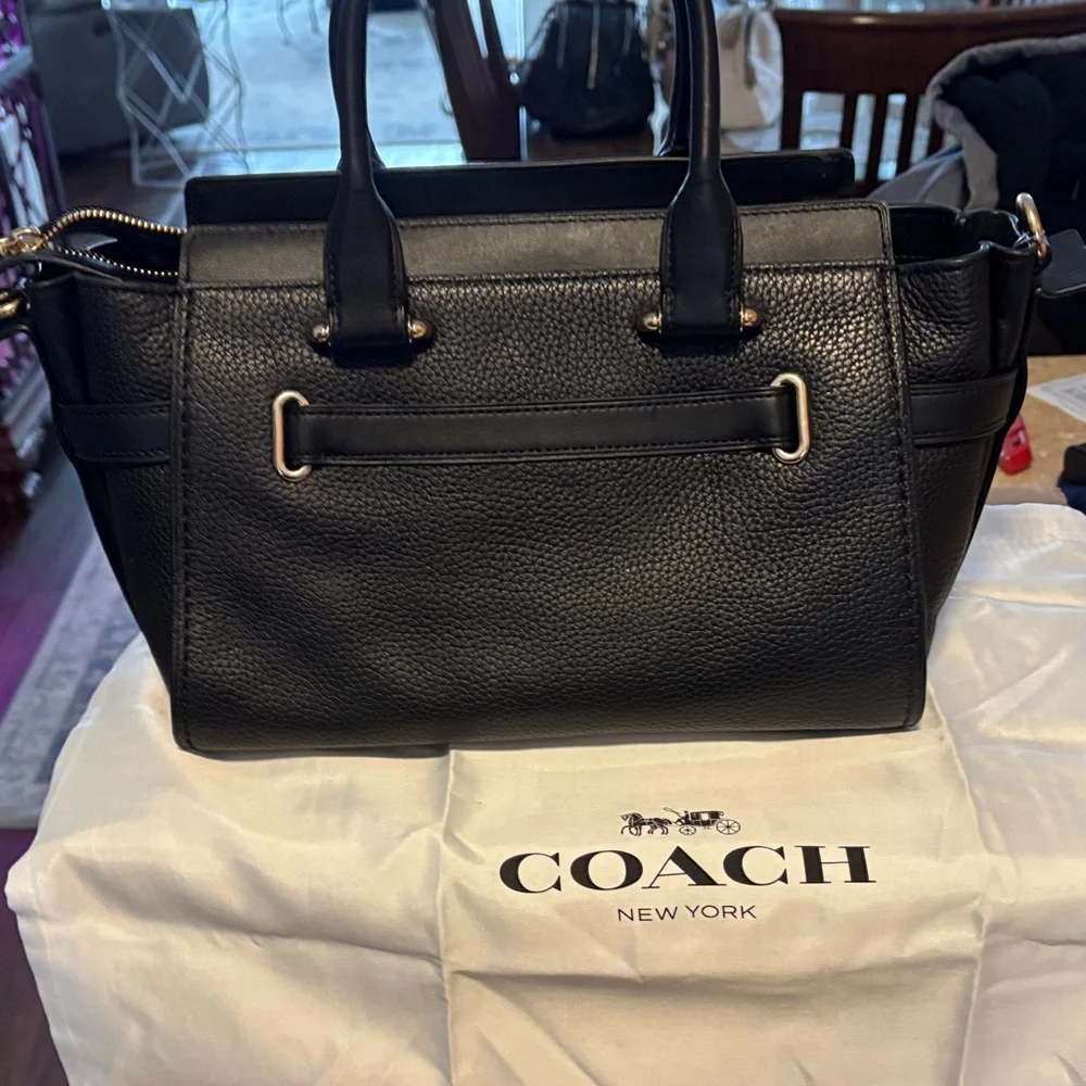 Coach Black Leather Shoulder Bag - Picture 5 of 11